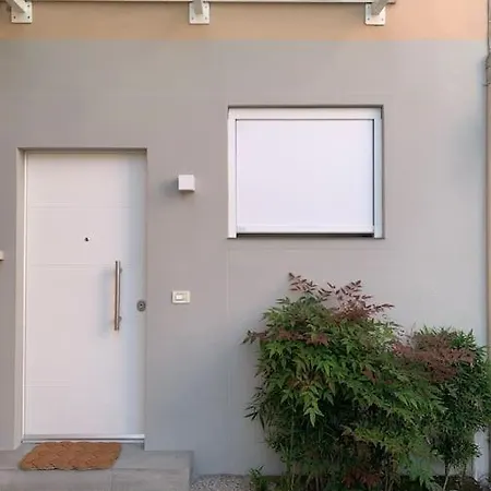 Studio 14 - Apt Di Design Con Vista アパート *