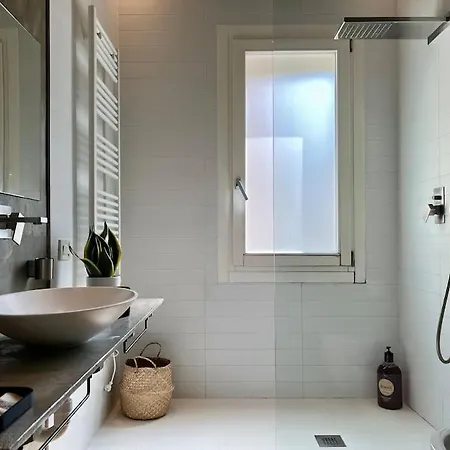 Studio 14 - Apt Di Design Con Vista